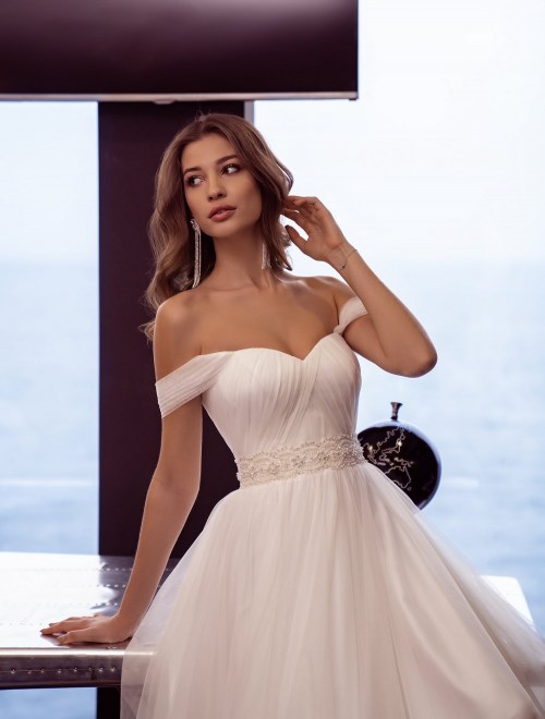 https://elisebride.ro/images/stories/virtuemart/product/VWD-SL14       (1).jpg